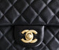 Chanel 金球方胖子口蓋包-黑色