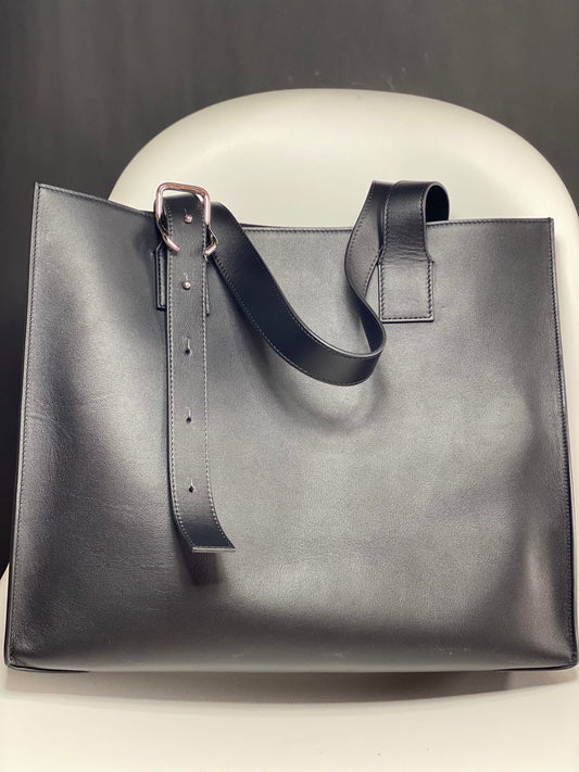 羅L威-Buckle Horizontal Tote 手袋