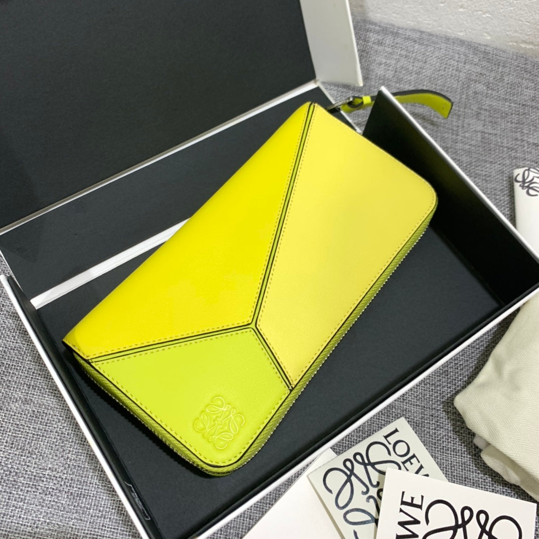 Loewe Puzzle zip around wallet 拉鍊長夾