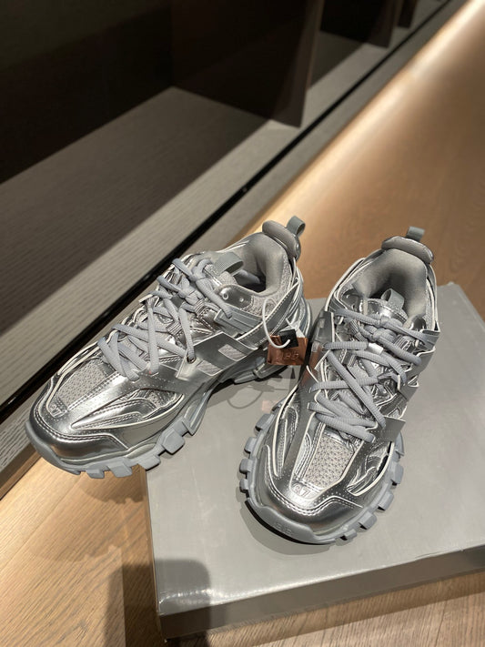 Balenciaga 巴黎世家-老爹鞋
