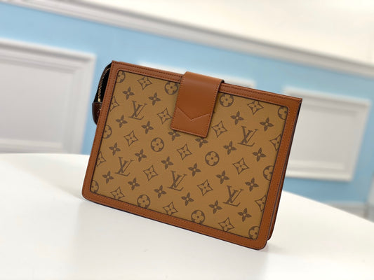 M69184 路L家-Pochette Dauphine 手袋 黃花