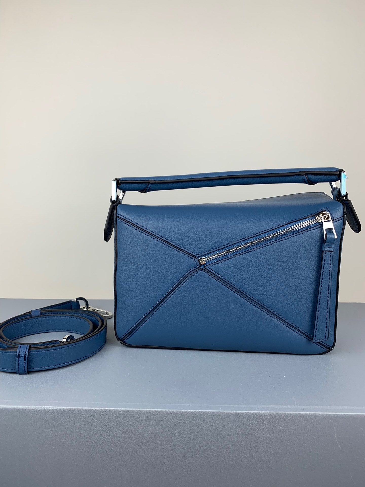 羅L威-Puzzle bag 小牛皮 小號