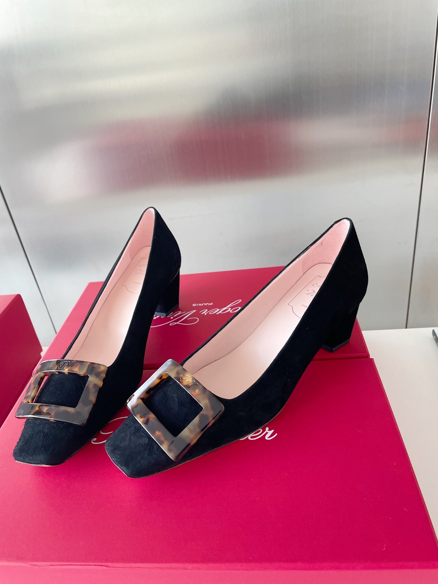 Roger Vivier Belle玳瑁扣方頭鞋