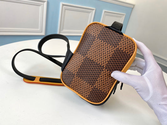N55457 路L家-Sac Plat手袋 腰包
