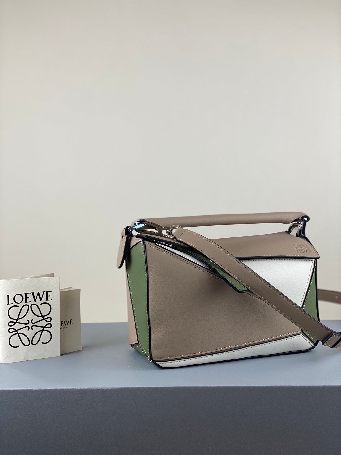 羅L威-Puzzle bag 小牛皮 小號
