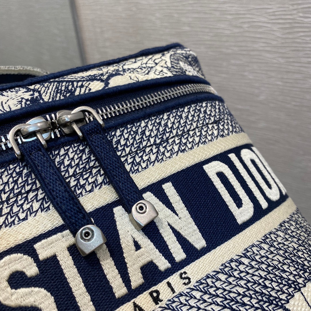 Dior 深藍老虎化妝包-刺繡叢林