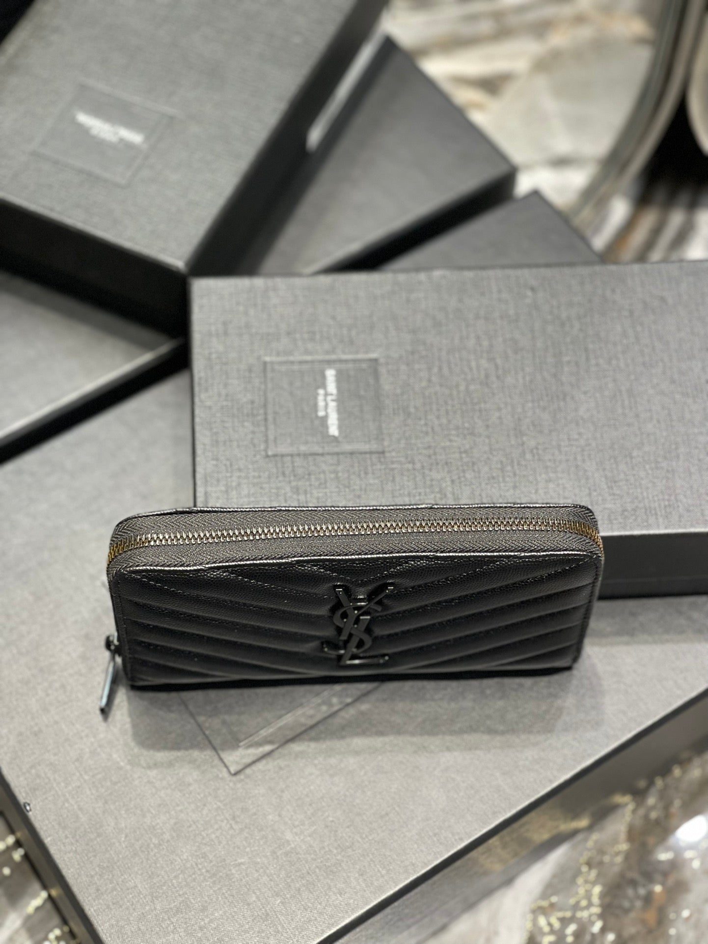 YSL 拉鍊長夾 黑色黑扣