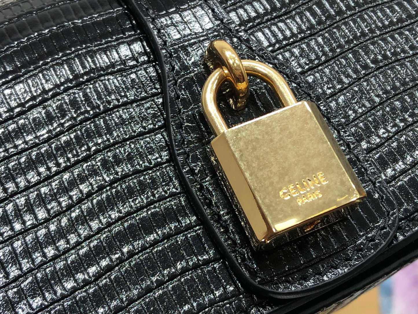 賽C家-Mini Tabou Clutch 鎖頭飾腋下包 黑色 蜥蜴紋牛皮壓紋