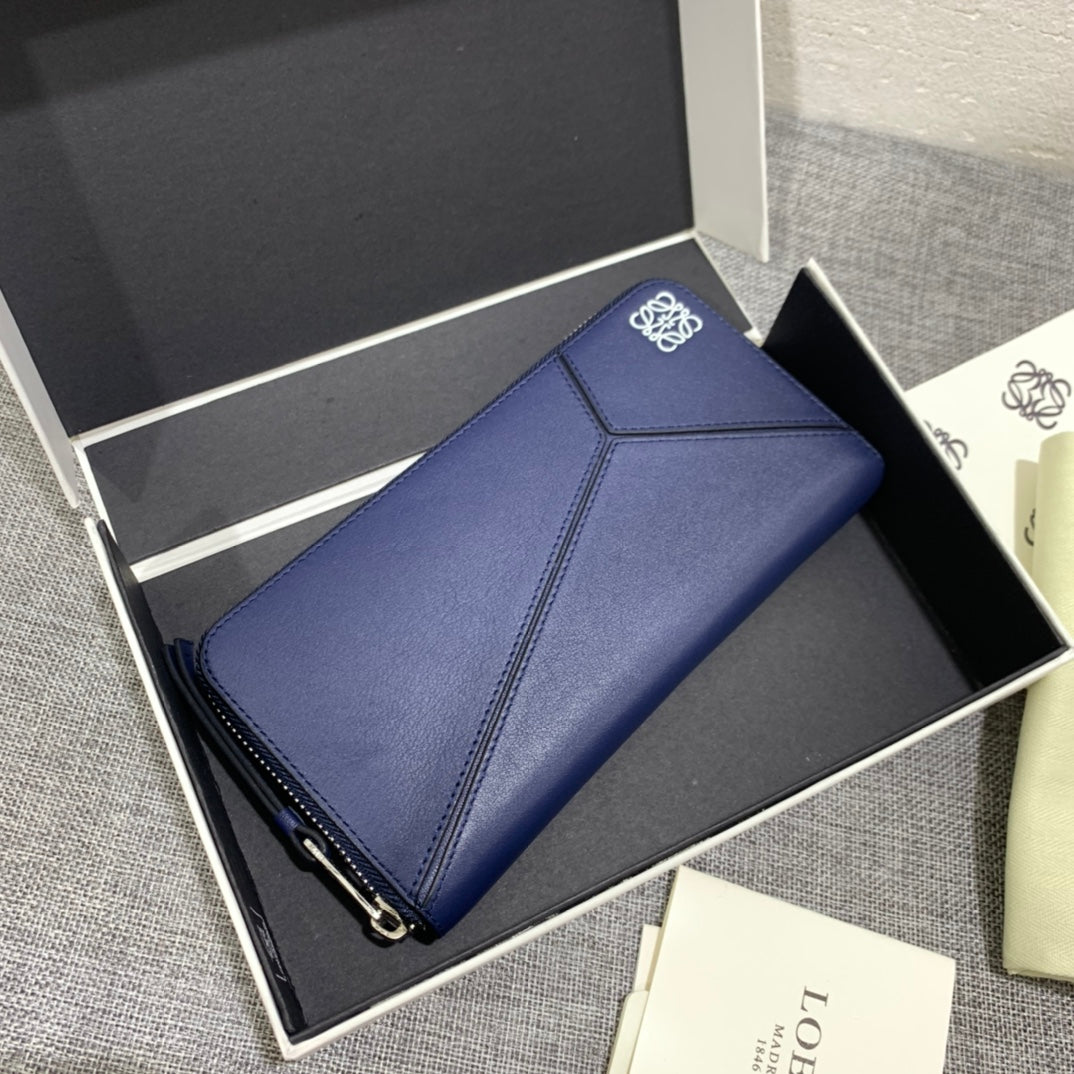 Loewe Puzzle zip around wallet 拉鍊長夾