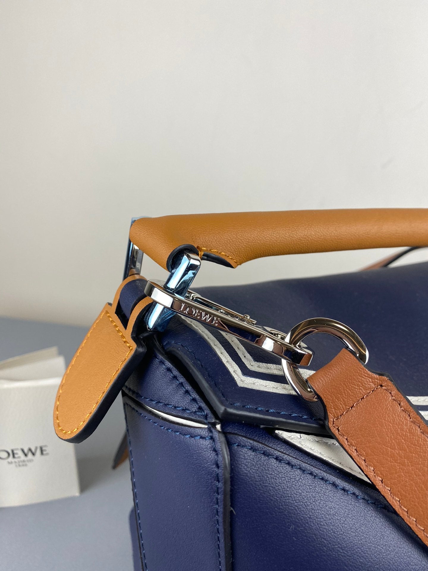 羅L威-Puzzle bag 小牛皮 小號