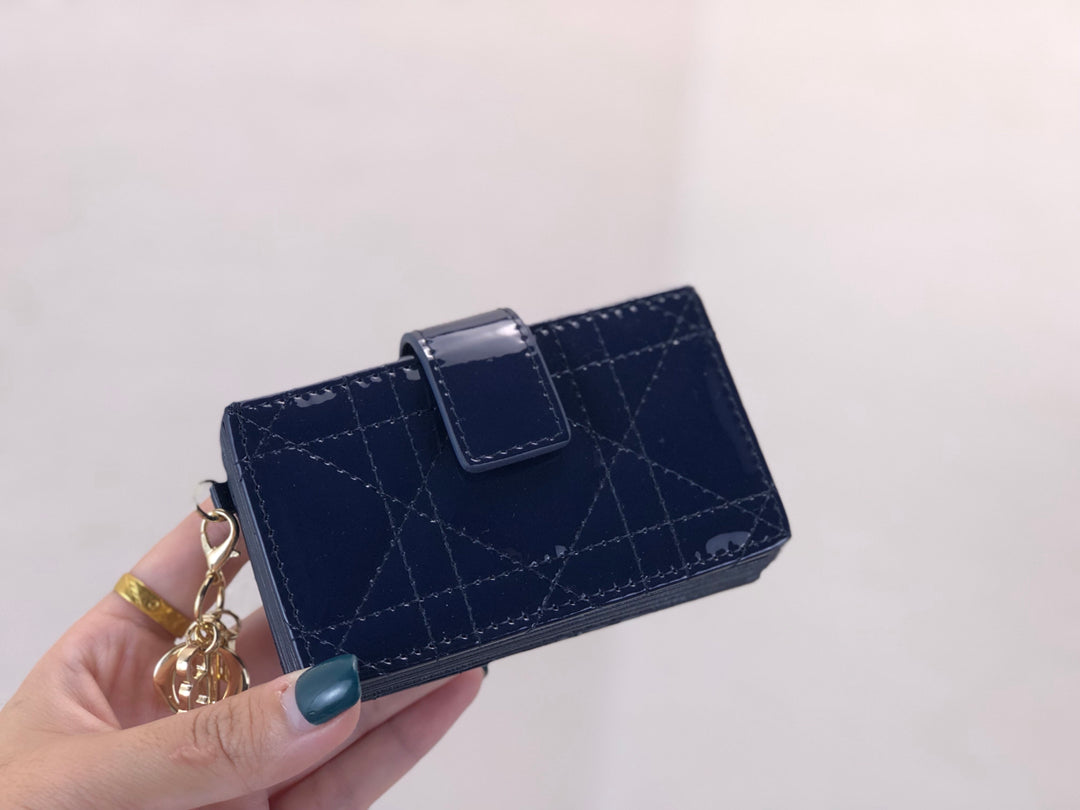Dior 風琴卡包