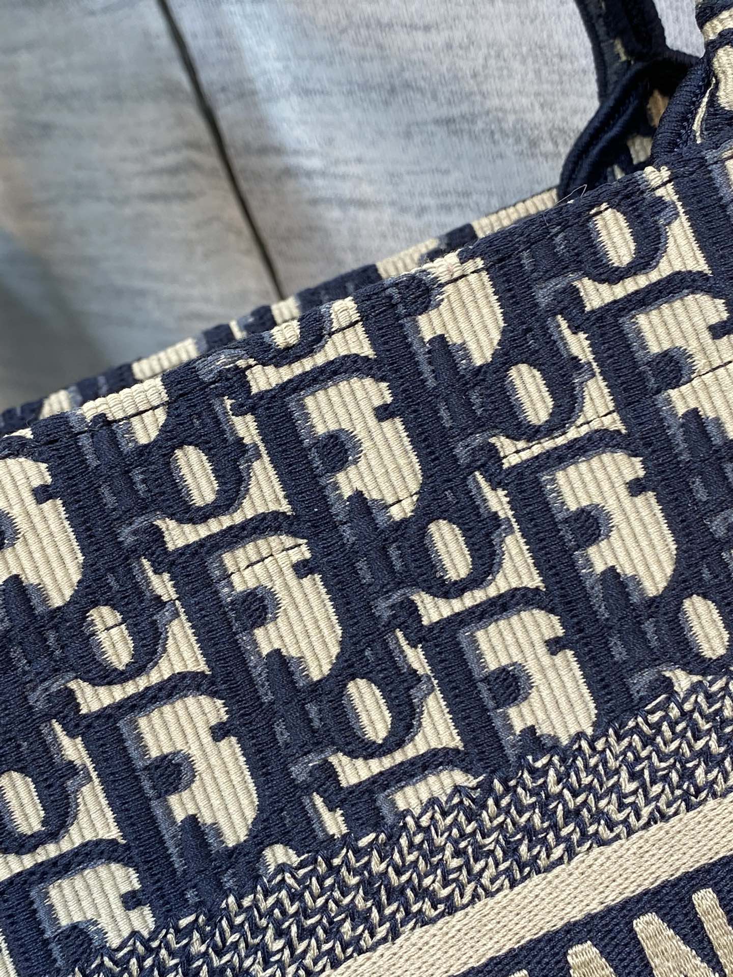 Dior Book Tote-新款小號 26.5 x 21 x 14 cm-深藍老花