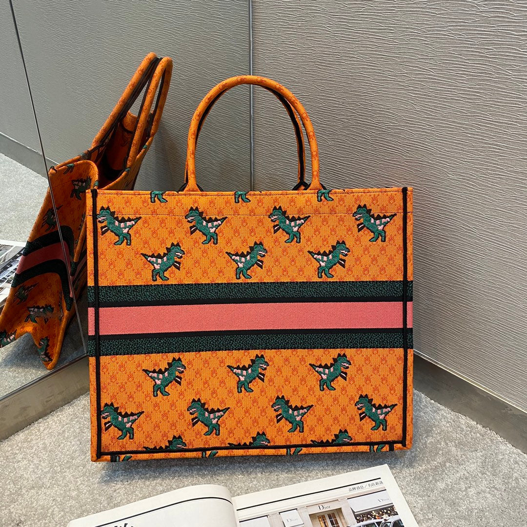 Dior Book Tote-大號41.5cm-小恐龍