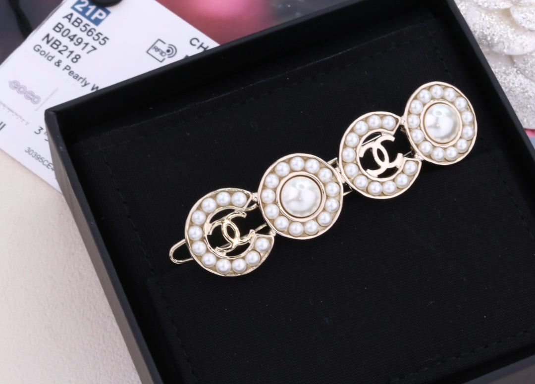 Chanel 髮夾