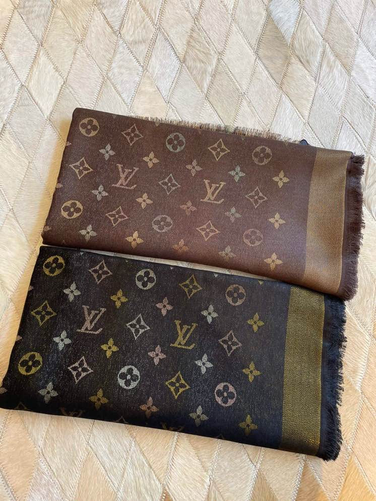 路L家-彩金線條羊毛方巾