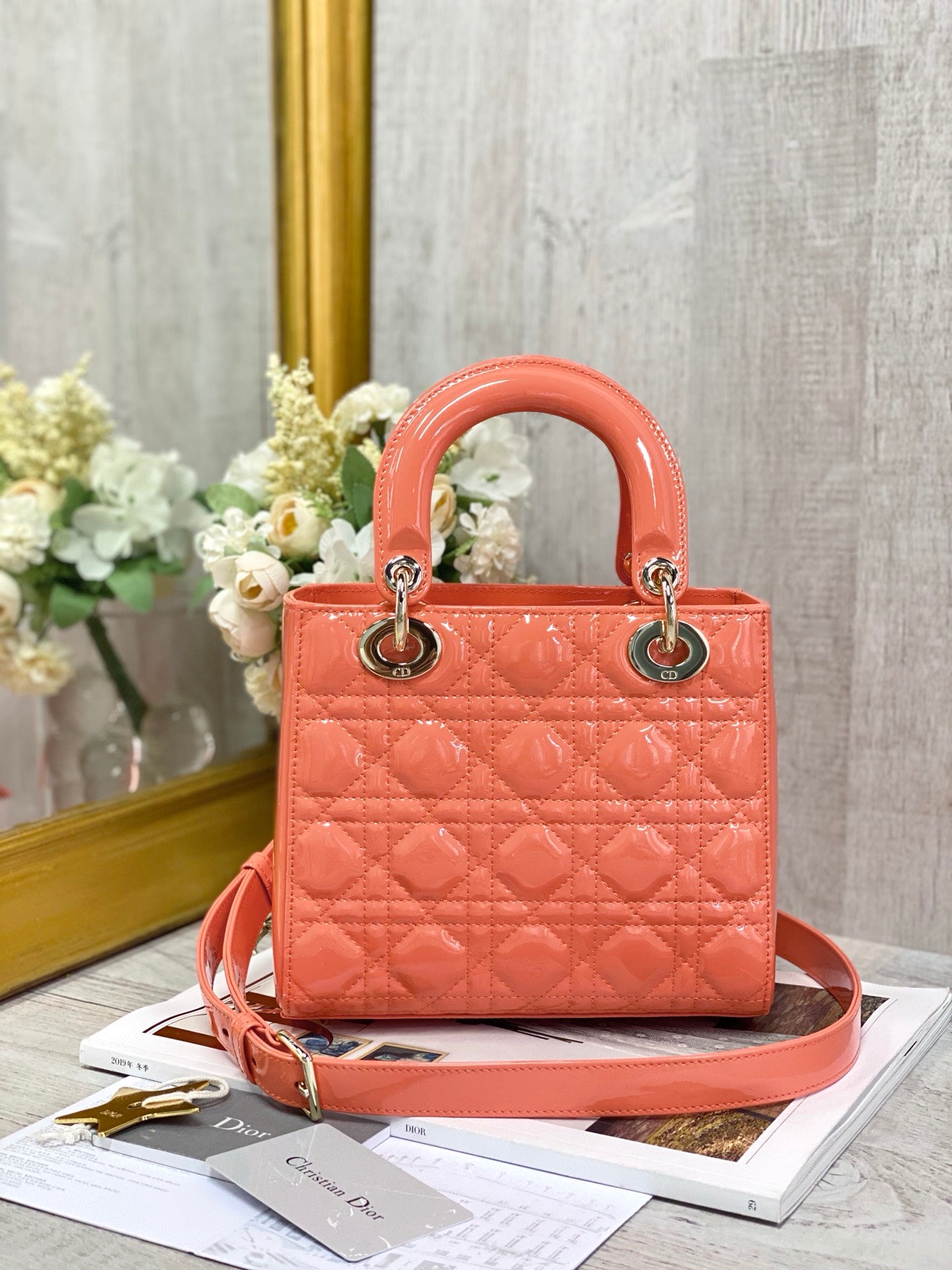 Dior Lady Dior-漆皮金扣-20cm-橙色