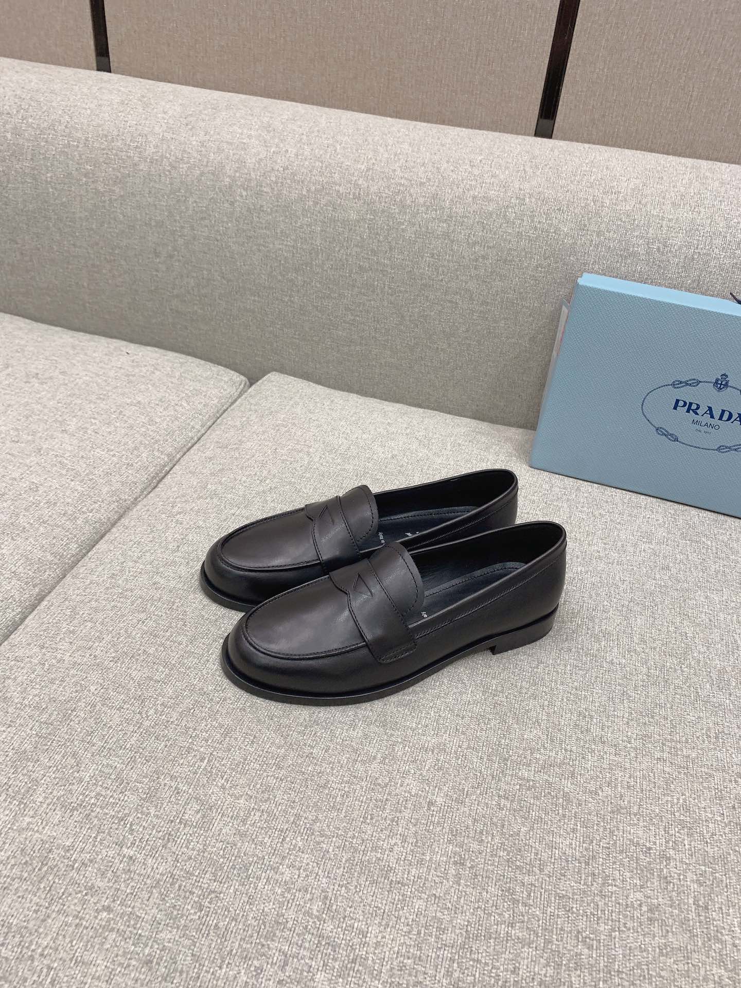 Prada 鞋-Prada 平底樂福鞋