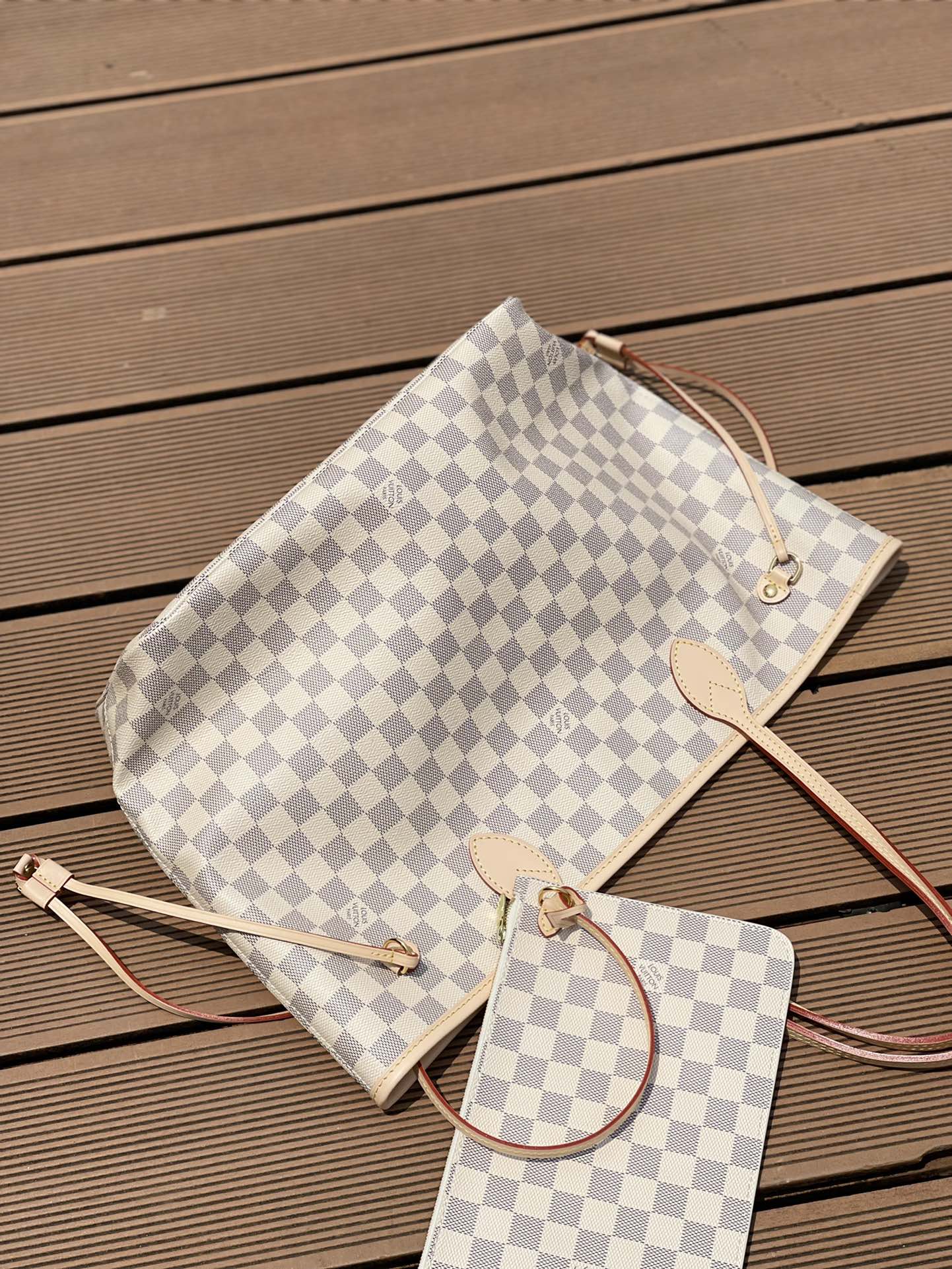 M41361 路L家-Neverfull 白格