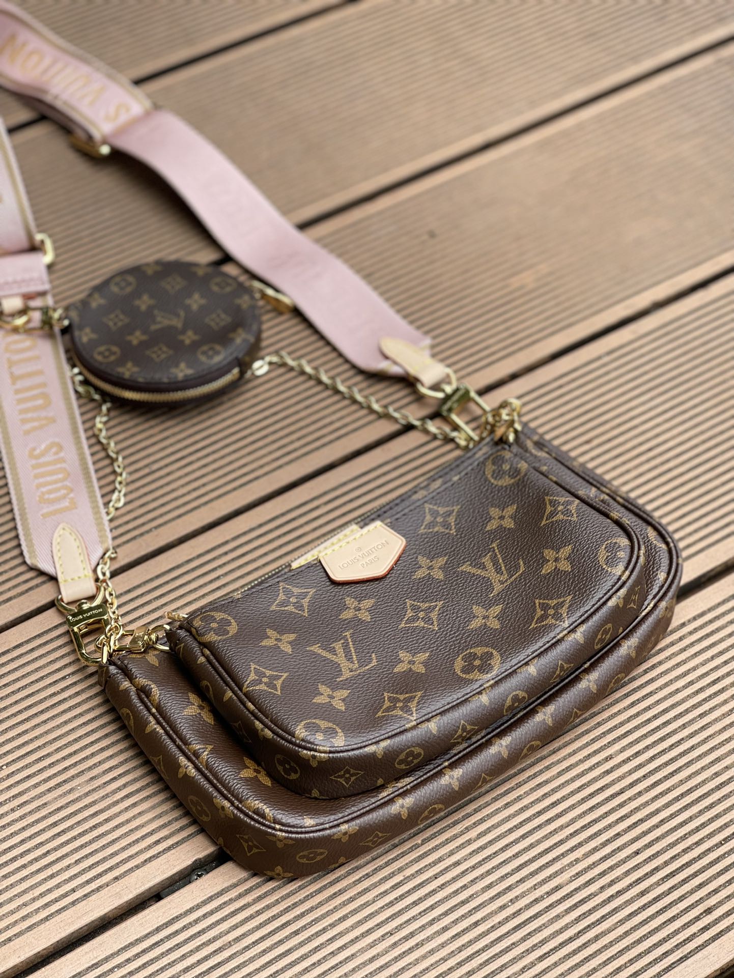 M44840 路L家-Multi Pochette Accessories 五合一麻將包 粉色