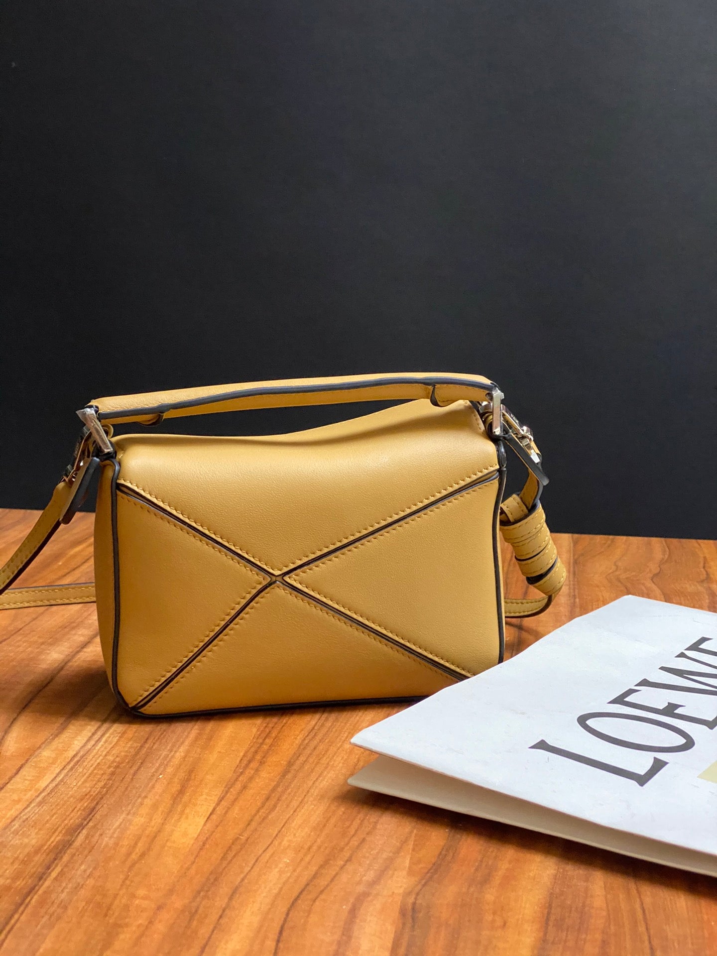 羅L威-Puzzle bag mini 小牛皮
