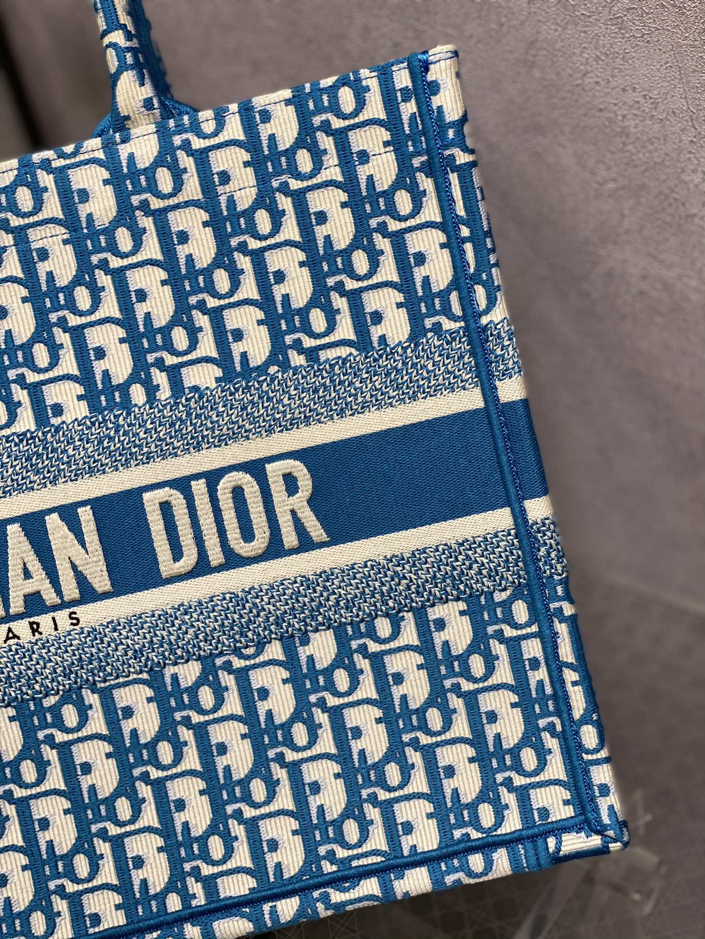Dior Book Tote-小號36.5cm-淺藍老花
