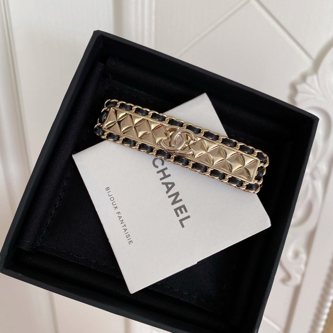 Chanel 髮夾