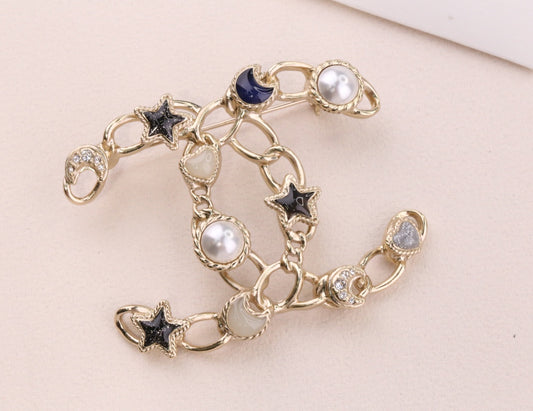 Chanel 胸針