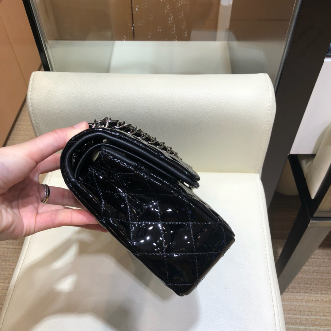 小香家-CF包 漆皮 銀鍊 25cm