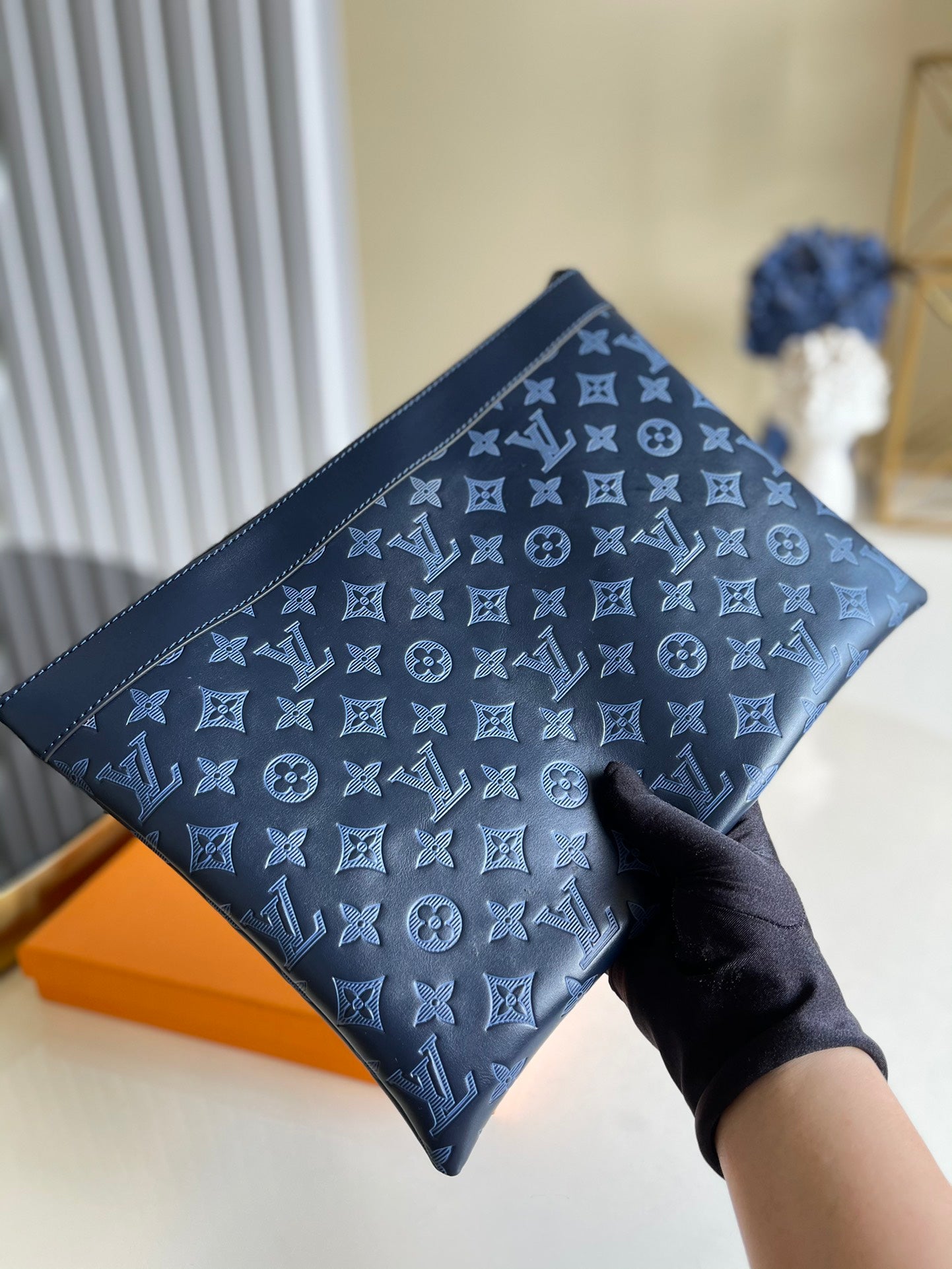 LV M80425 Discovery Pochette 大號手拿包