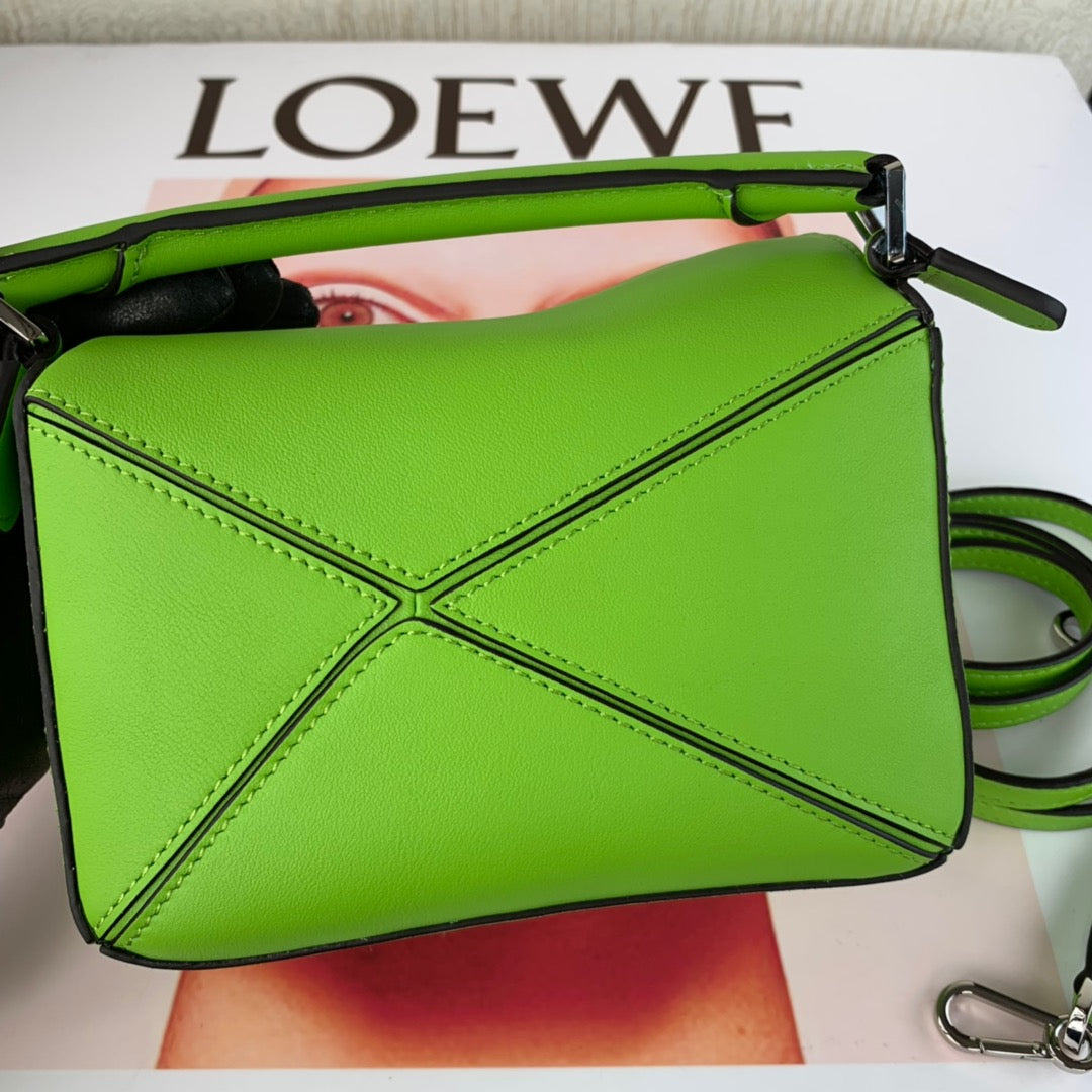 羅L威-Puzzle bag mini 小牛皮