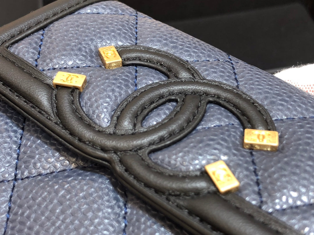 Chanel 復古CC荔枝牛皮-深藍色翻蓋雙層卡包-仿舊五金
