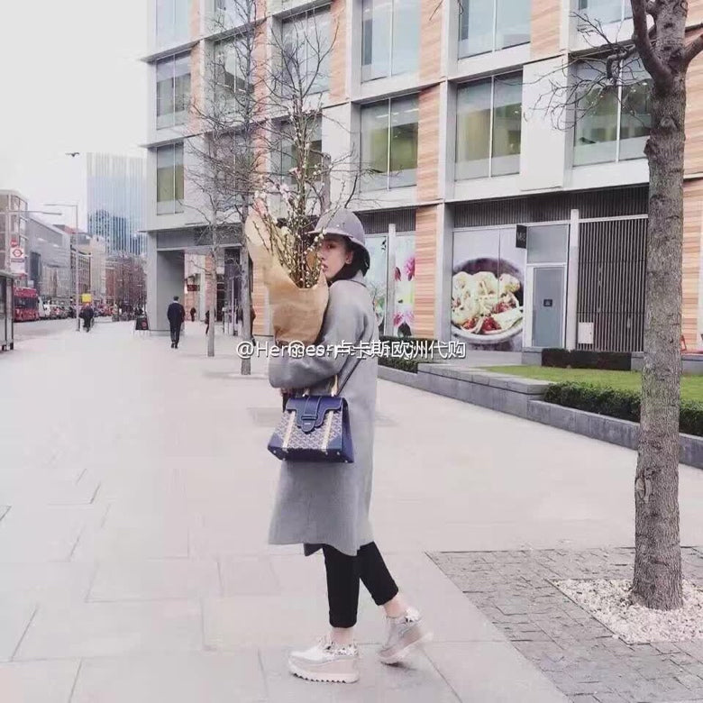 戈G家-Saigon 西貢包 深藍色 上身圖