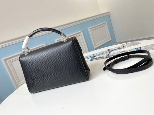 M55977 路L家-Pochette Grenelle 手袋 黑色