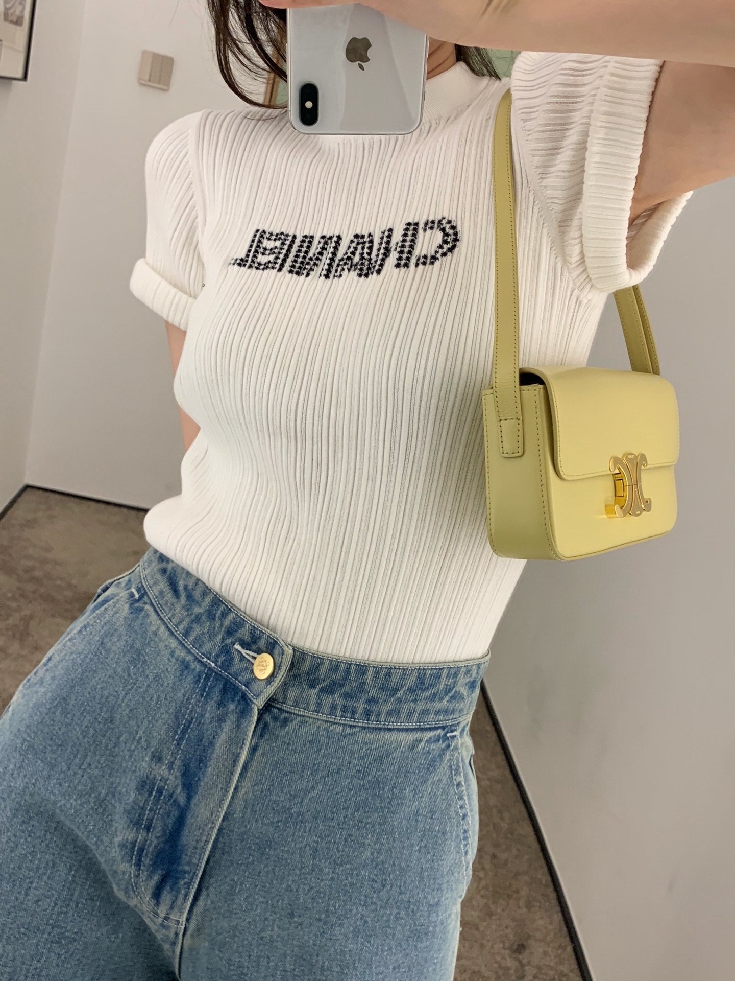 Celine Triomphe 牛皮革腋下包-黃色