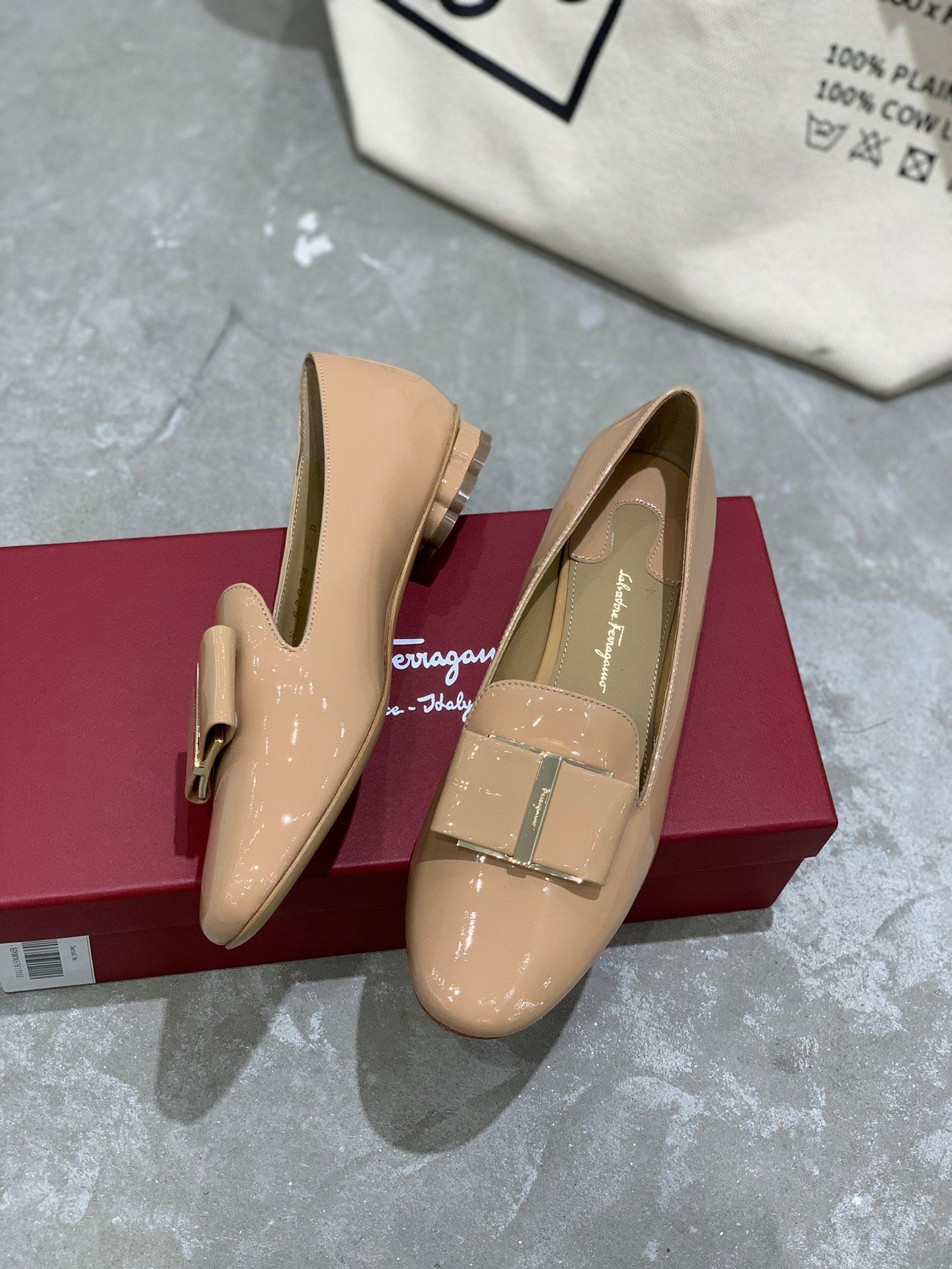Salvatore Ferragamo鞋-菲拉格慕 圓頭大蝴蝶結 梅花跟 樂福鞋