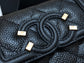 Chanel 復古CC荔枝牛皮-黑色翻蓋雙層卡包-仿舊五金