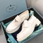 Prada鞋-Prada Loafers 亮皮三角銀字logo 厚底樂福鞋（白色）