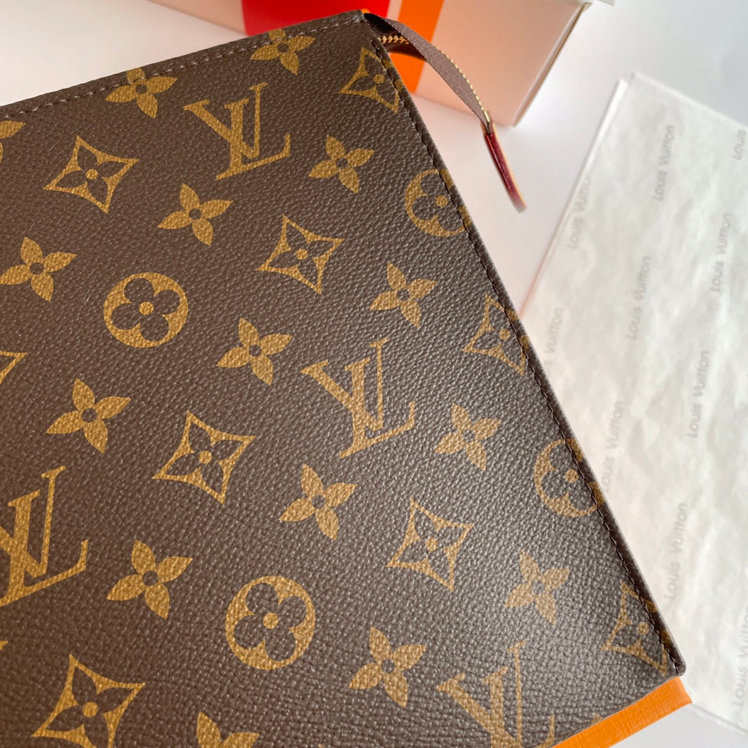 LV M47542 手拿包