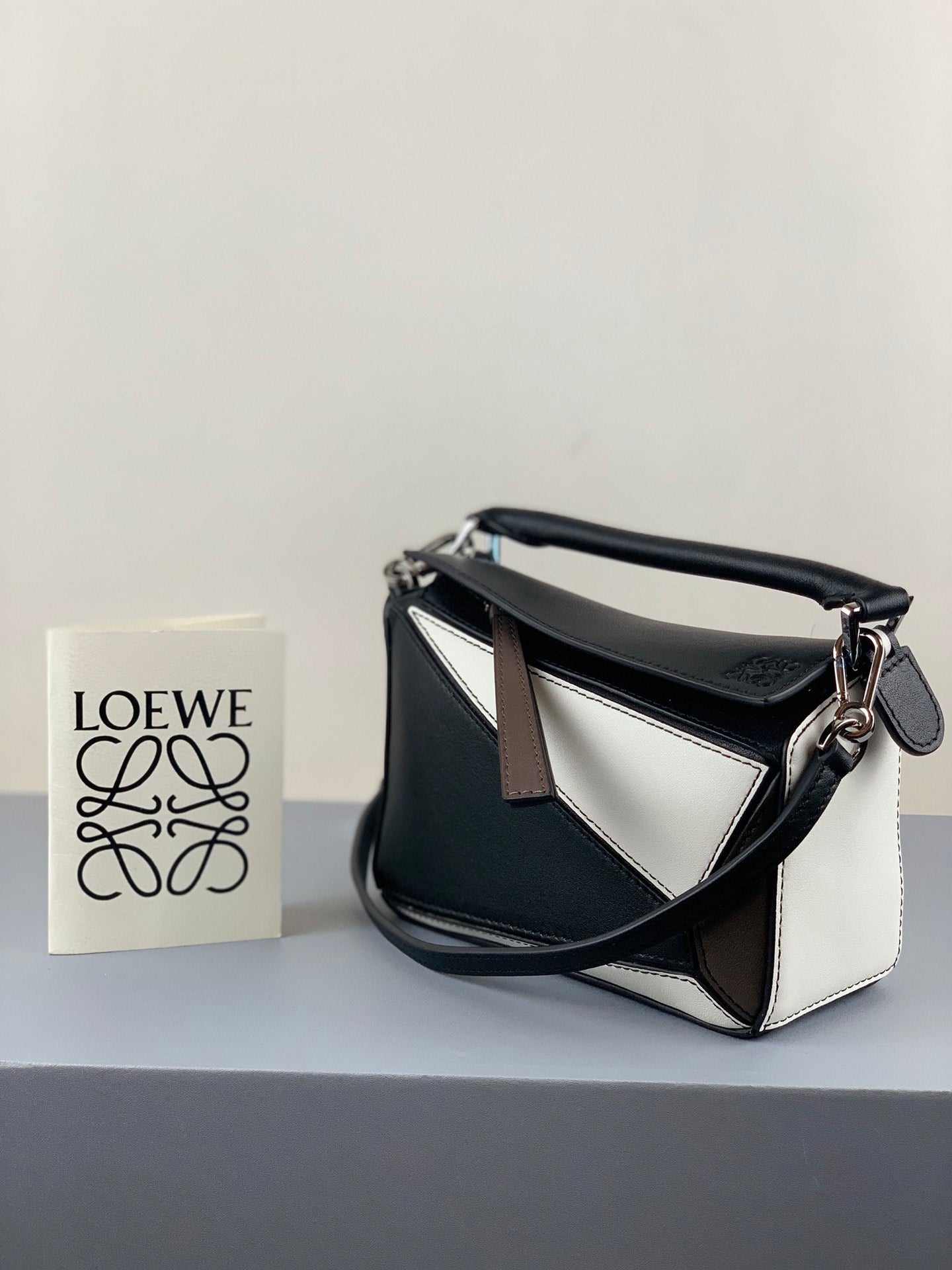 羅L威-Puzzle bag mini 小牛皮