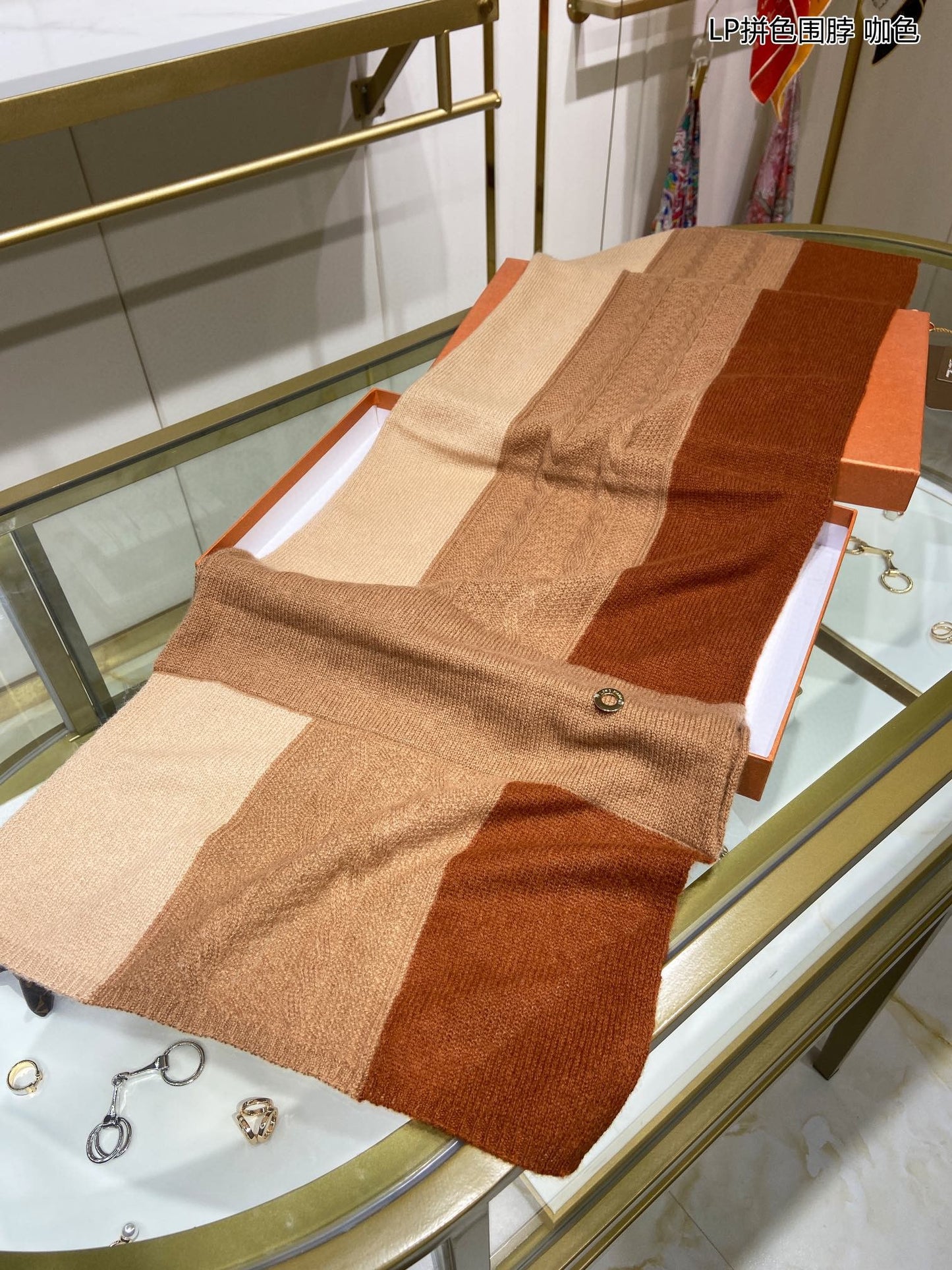 L-Piana-拼色圍巾 33*95cm 100%山羊絨 咖色