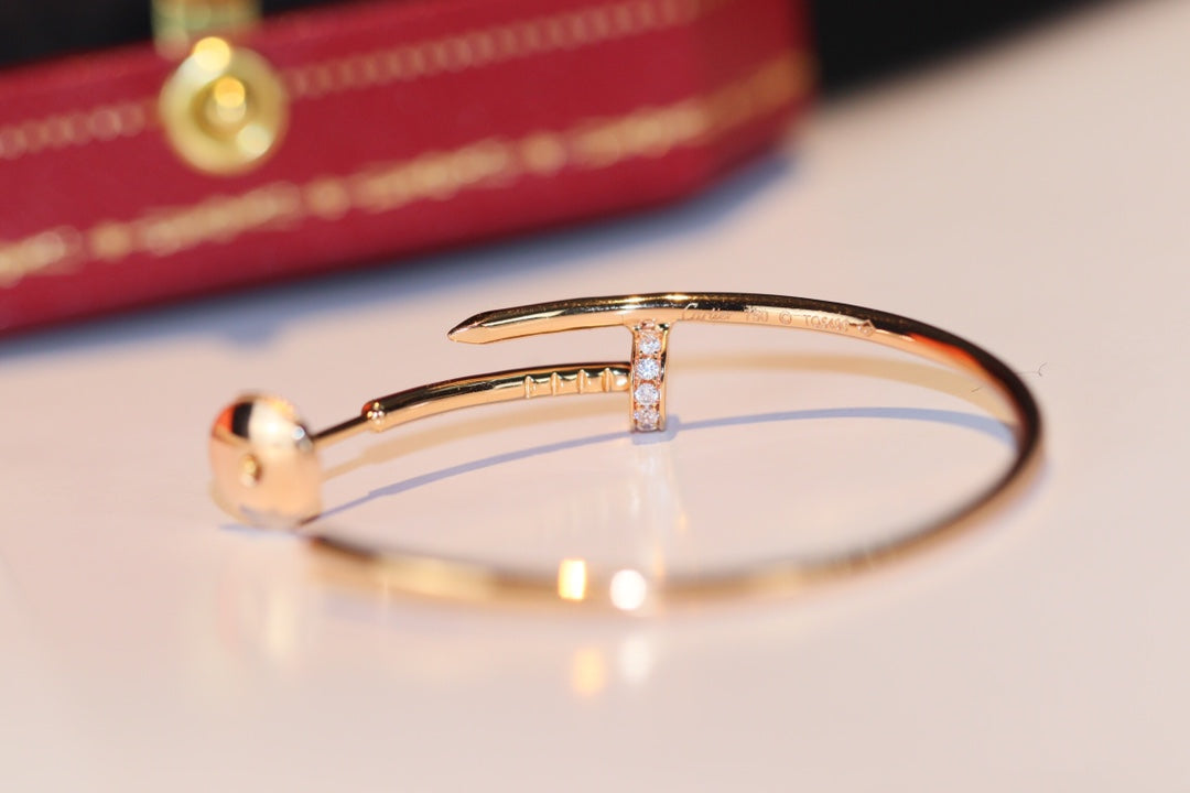 Cartier 釘子耳環-玫瑰金/白金-半鑽