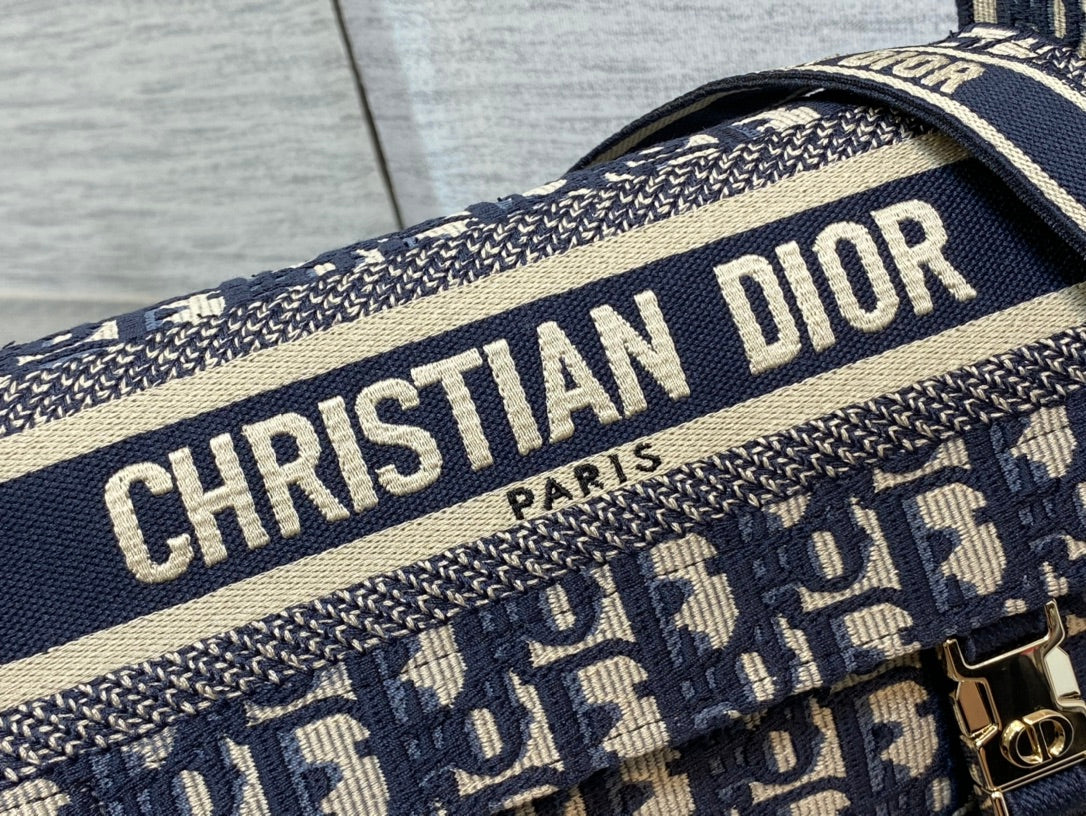 Dior-郵差包 小號 男女同款