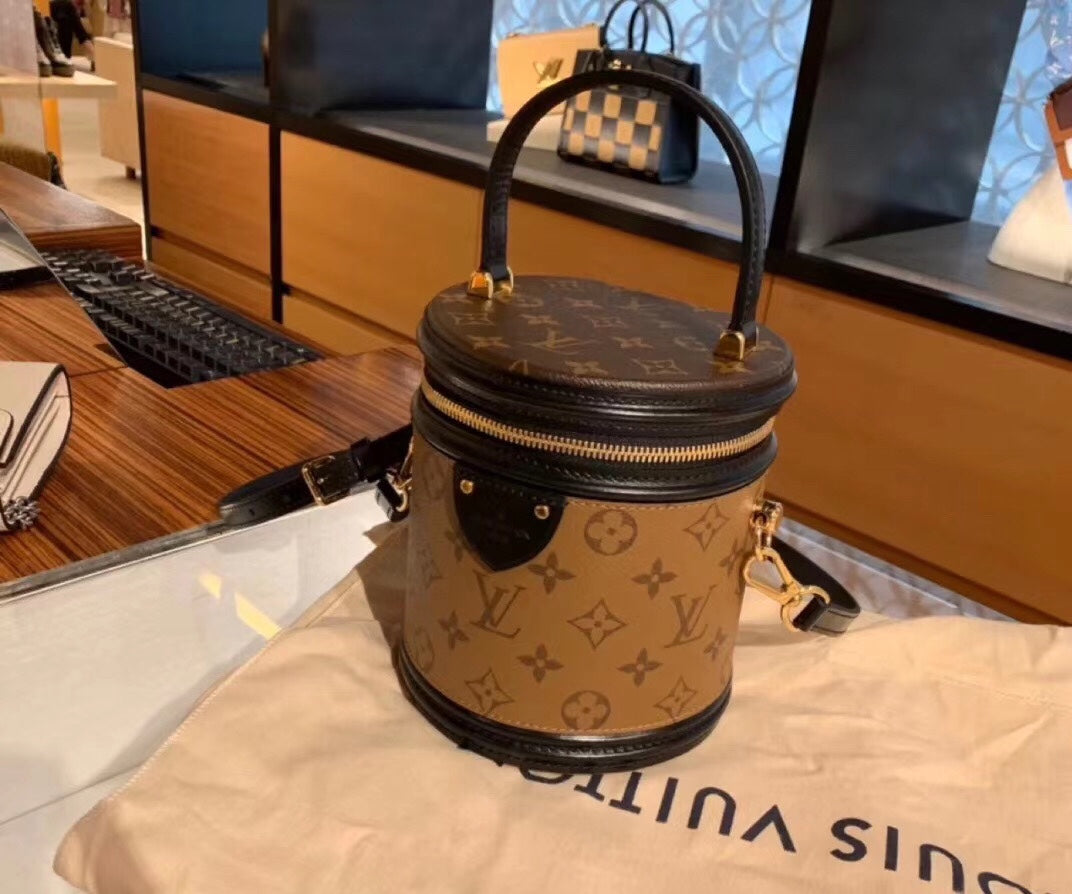 LV M43986 Cannes 圓筒包