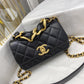 Chanel 拋光小羊皮菱格口蓋包