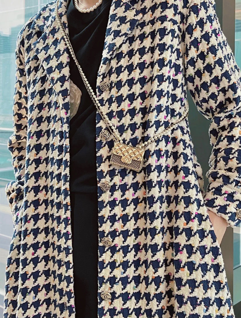Chanel 珍珠鏈條金屬小包