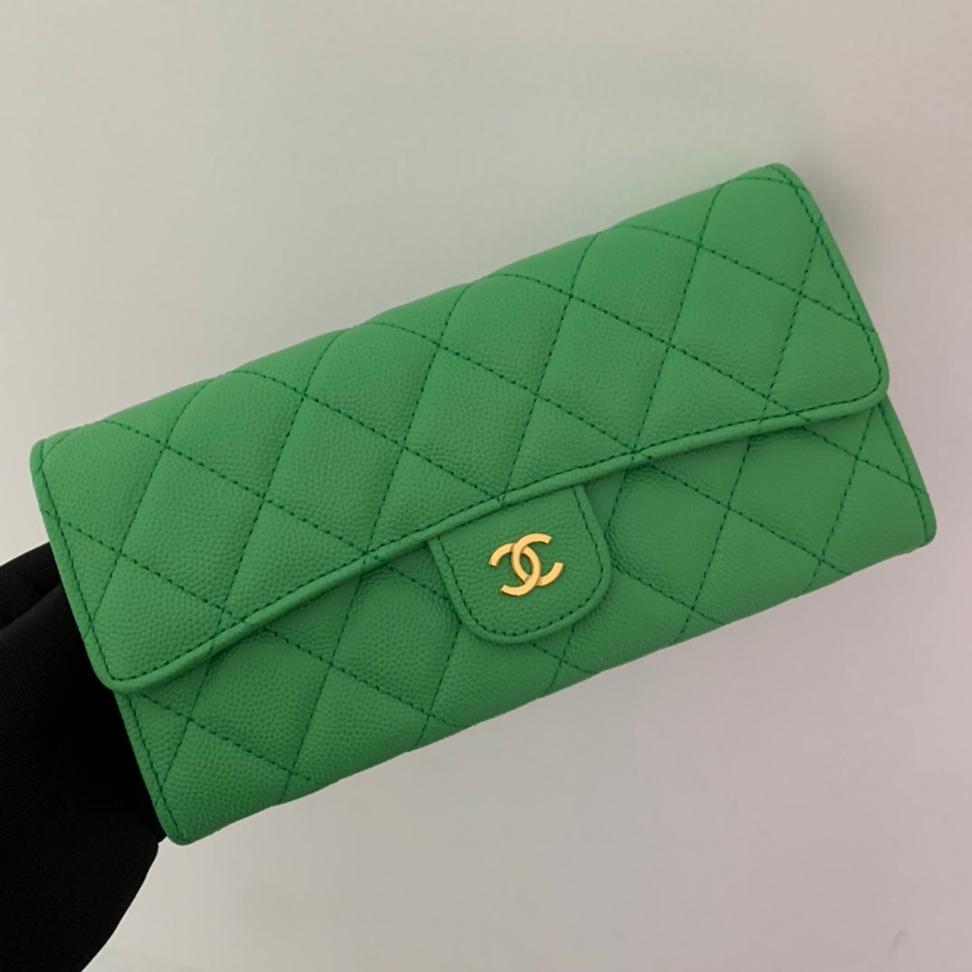 Chanel 經典CF翻蓋長夾-綠色荔枝皮金釦