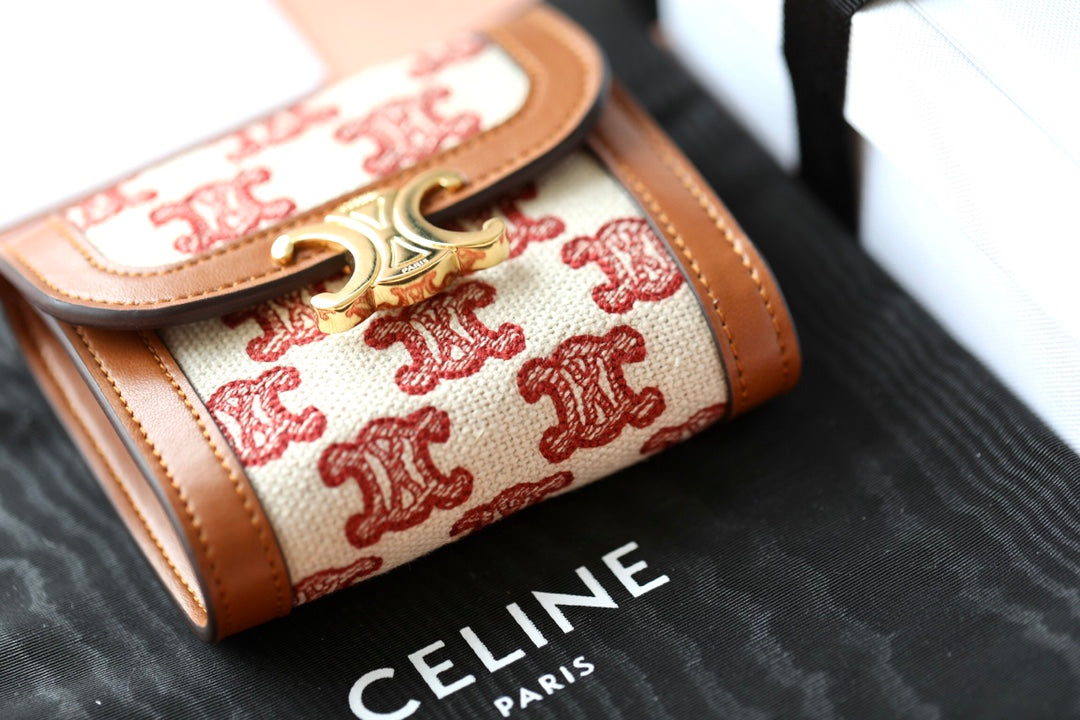 Celine 小號TRIOMPHE刺繡織-狐狸紅