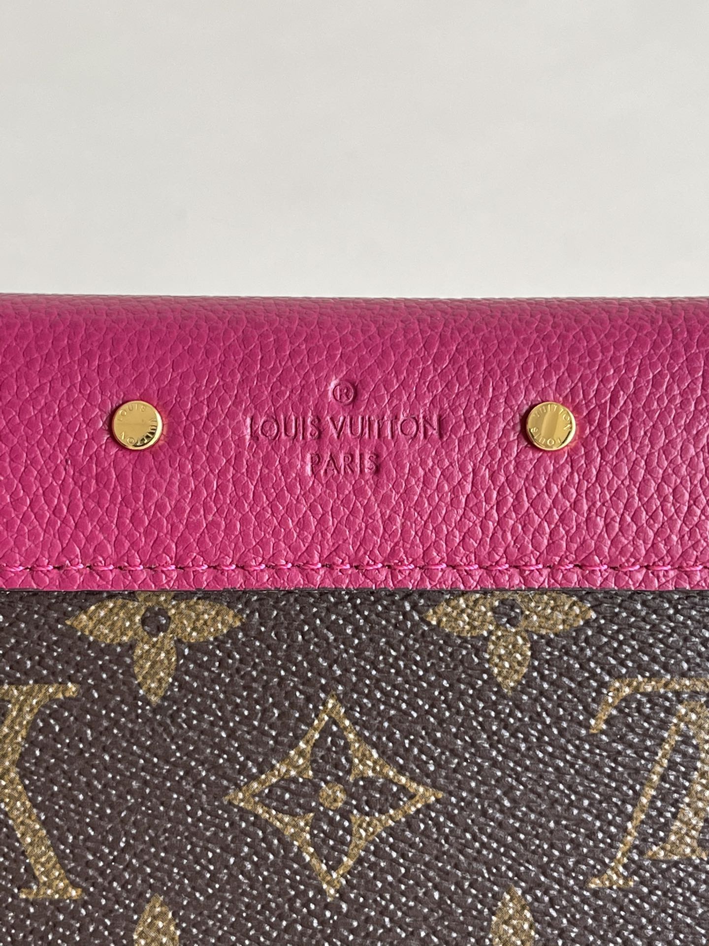 LV M56241 葡萄紫老花 信封式Pallas錢夾