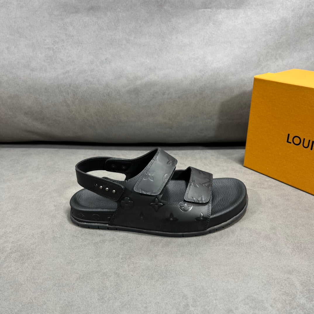 Lou-壓紋涼鞋 黑色
