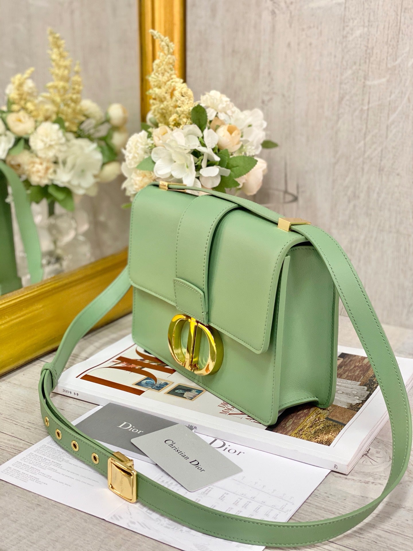 Dior 蒙田 30 Montaigne系列-24cm-牛皮平紋-牛油果綠金扣